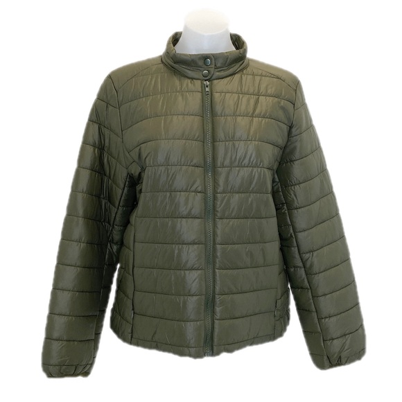 Daisy Jackets & Blazers - ❌sold out❌Daisy Light weight puffer jacket in olive
